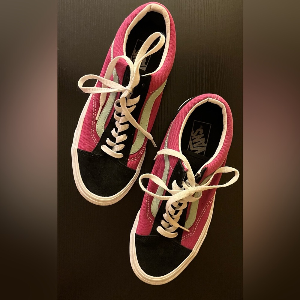 Vans women size 9